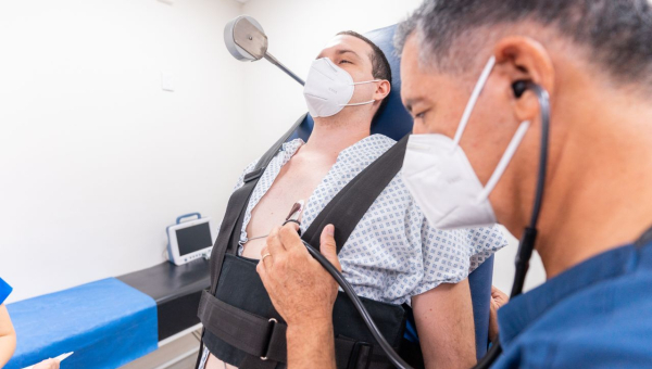 Prix consultation cardiologue au Maroc 2026 : tarifs, ECG, échographie et remboursement